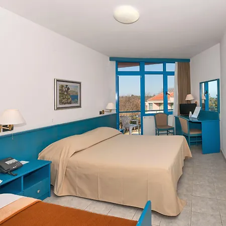 Maistra Select 3* 冯塔纳