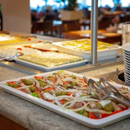 酒店 Maistra Select